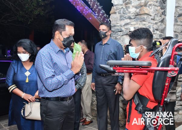 WAR VETERAN INMATES HONOURED BY COMMANDER OF THE AIR FORCE AT ‘MIHINDU SETH MEDURA’, ATTIDIYA